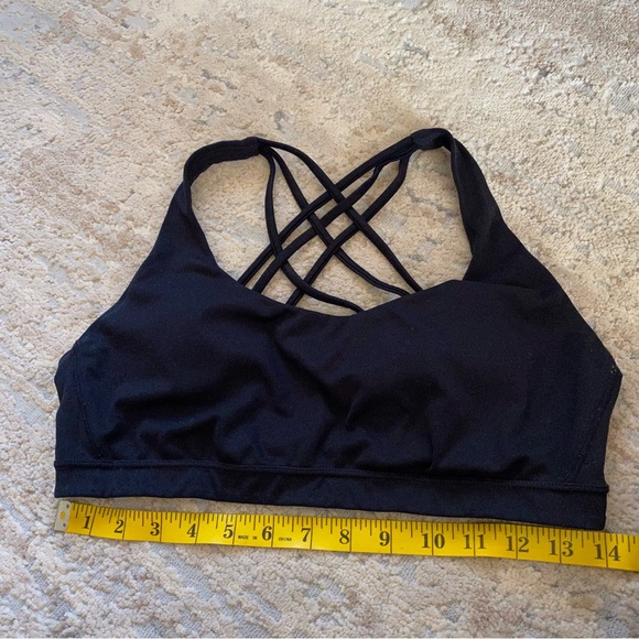 Victoria's Secret Smooth Black Incredible Strappy Back Lounge Sport Bra: Large - Picture 3 of 4